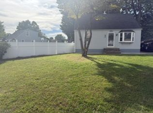 50 1st St, Kenvil, NJ 07847