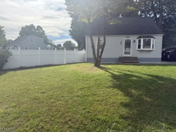 50 1st St, Kenvil, NJ 07847