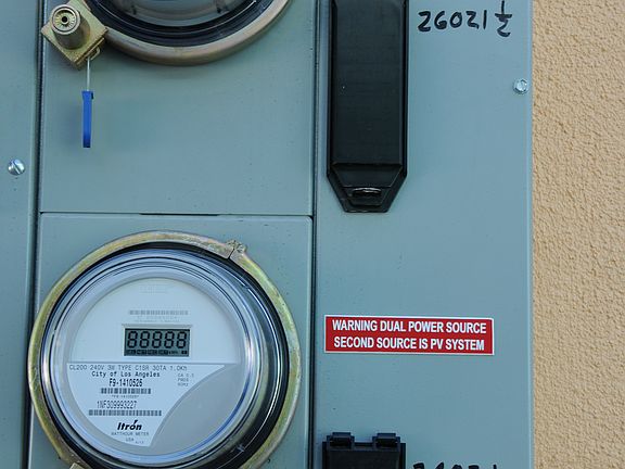 2 New 200 Amp Elec Meters