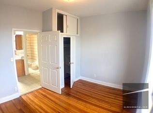 1229 31st Ave #4, Astoria, NY 11106