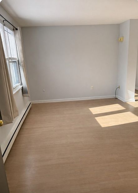 F1 Studio- Newly Renovated
$1325/month