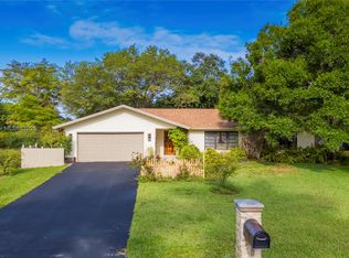 5201 SW 113th Ave, Davie, FL 33330