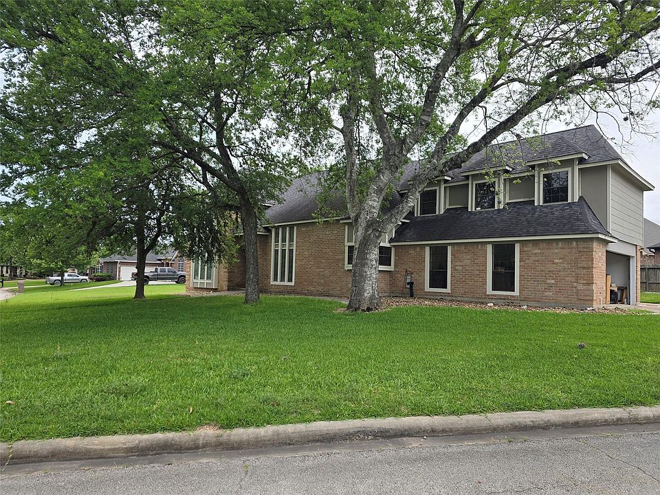 1st image of 7244 Edgewater Dr