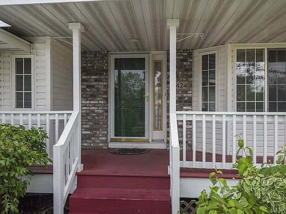 3rd image of 5424 Kings Cir N