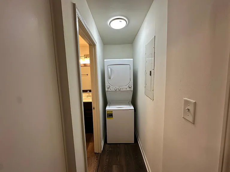 417 Burson Ave #A — Photo 9