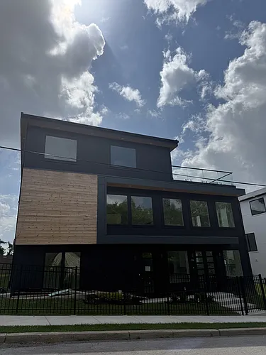 21 Decatur St Photo 1