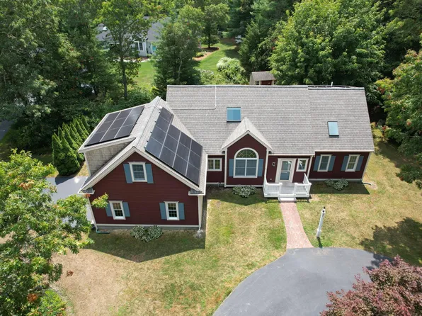 39 Forest Hills Road, Cotuit, MA 02635