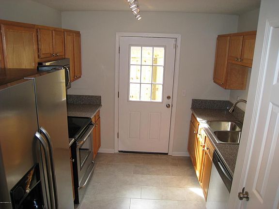 5th image of 8430 Kona Ave
