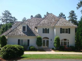233 S National Dr, Pinehurst, NC 28374