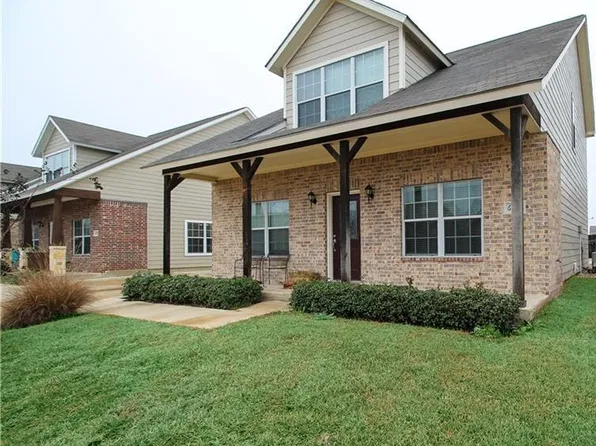 2486 Horse Shoe Dr, College Station, TX 77845