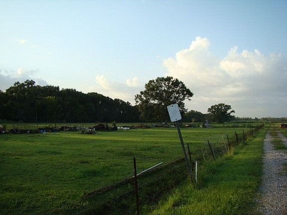 4th image of 1017 Highway 308
