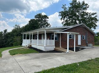 158 Ridge View Cir, Newport, TN 37821