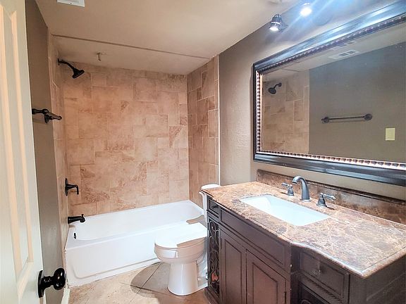 5th image of 206 N Eubanks St APT 9