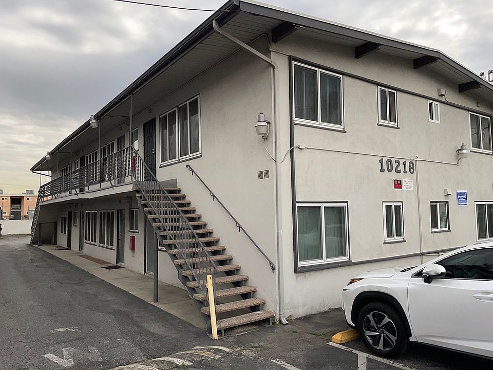 1st image of 10216-10300 S Felton Ave #10218-6
