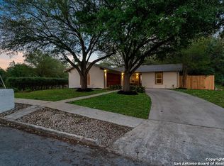 4018 Meadow Ridge St, San Antonio, TX 78210