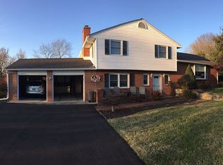 9122 Winding Way, Ellicott City, MD 21043