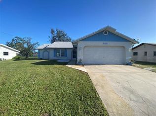 865 Riviera Ln NW, Port Charlotte, FL 33948