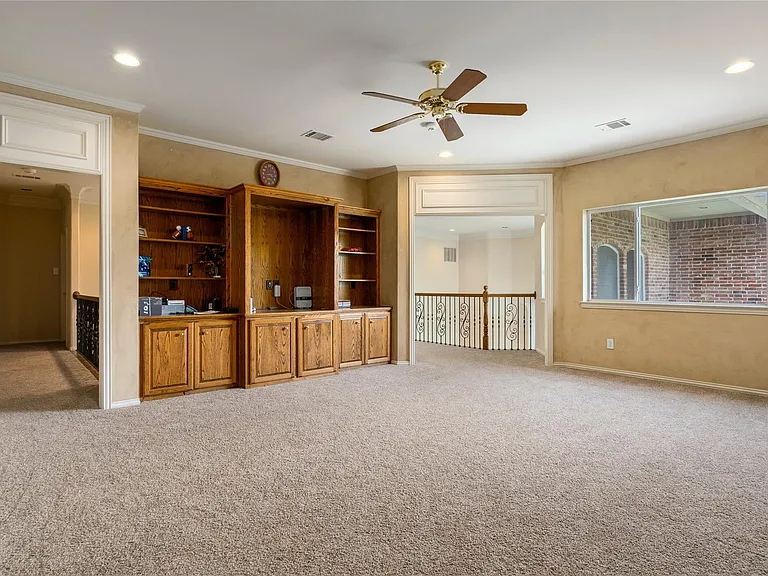 5902 Shy Dr — Photo 21