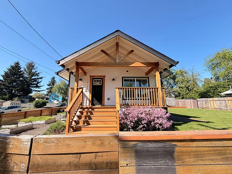 10107 SE Harold St — Photo 1