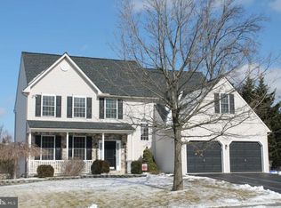 401 W Morlatton Rd, Douglassville, PA 19518