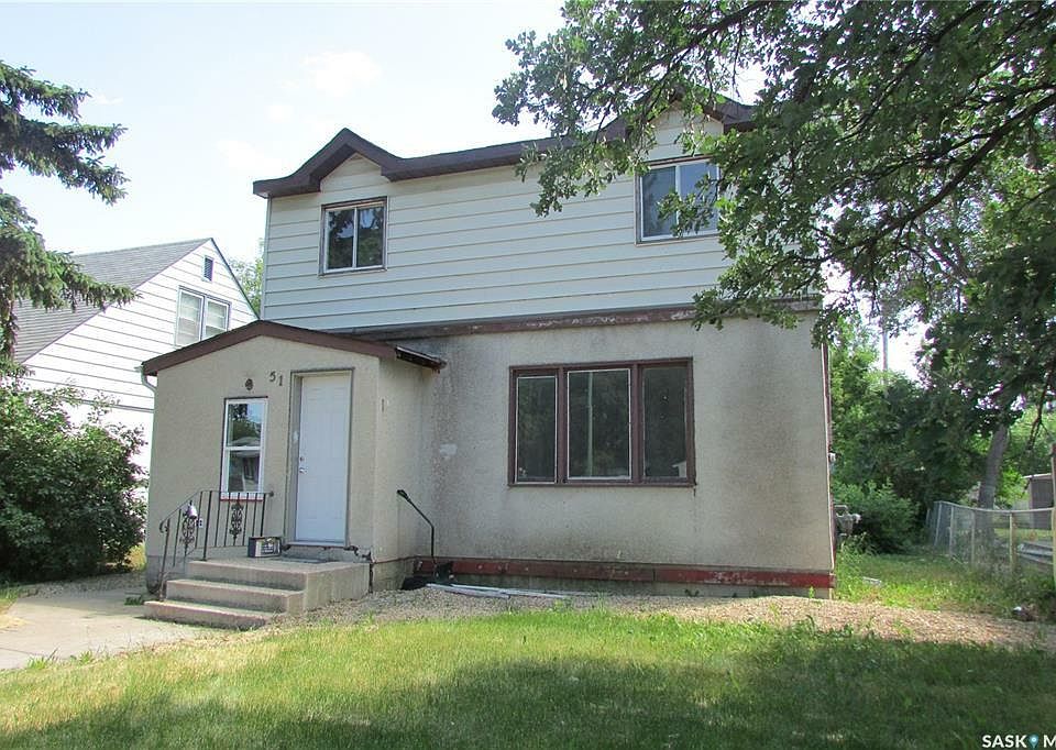 1st image of 51 Sussex Cres