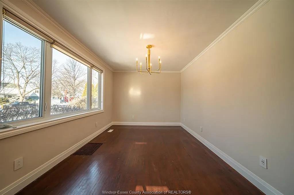 3 bed, $1,700 — Photo 4
