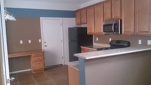 2nd image of 7805 Ellendale Ct