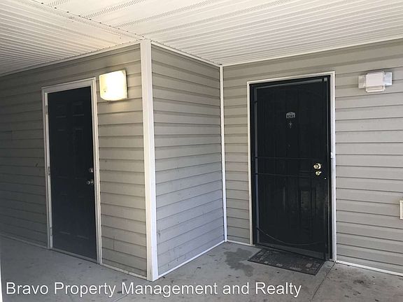5th image of 8202 Fairington Village Dr