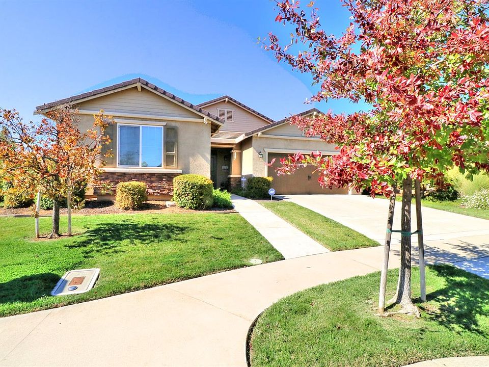 1st image of 11979 Country Garden Dr