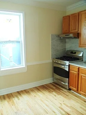 Rented by Mark David | media 11