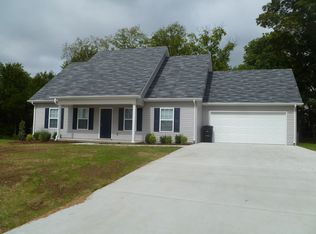 1564 Passage Dr, Murfreesboro, TN 37130