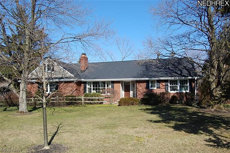 1st image of 65 Clairhaven Dr
