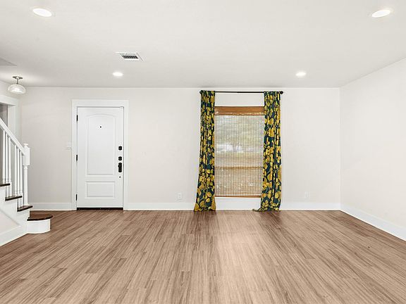 5th image of 10101 Parkfield Dr