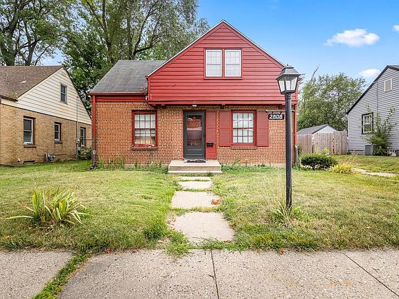 2nd image of 2808 Lawndale Ave
