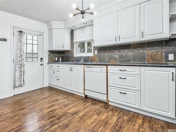5th image of 34 26th St E