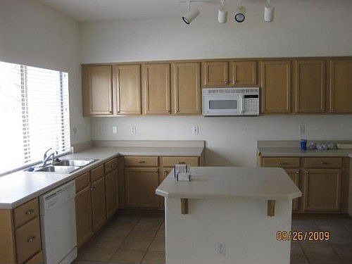 4th image of 4931 E Justica St