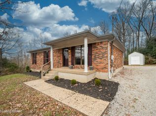 292 Twin Brook Dr, Shepherdsvlle, KY 40165