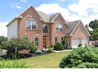 701 Wolfe Ln, Mohnton, PA 19540