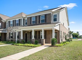 551 Swanholme Dr, Murfreesboro, TN 37128