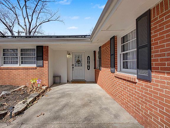 3rd image of 1761 Cassell Rd