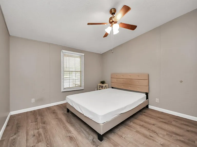 18303 James Rd — Photo 28