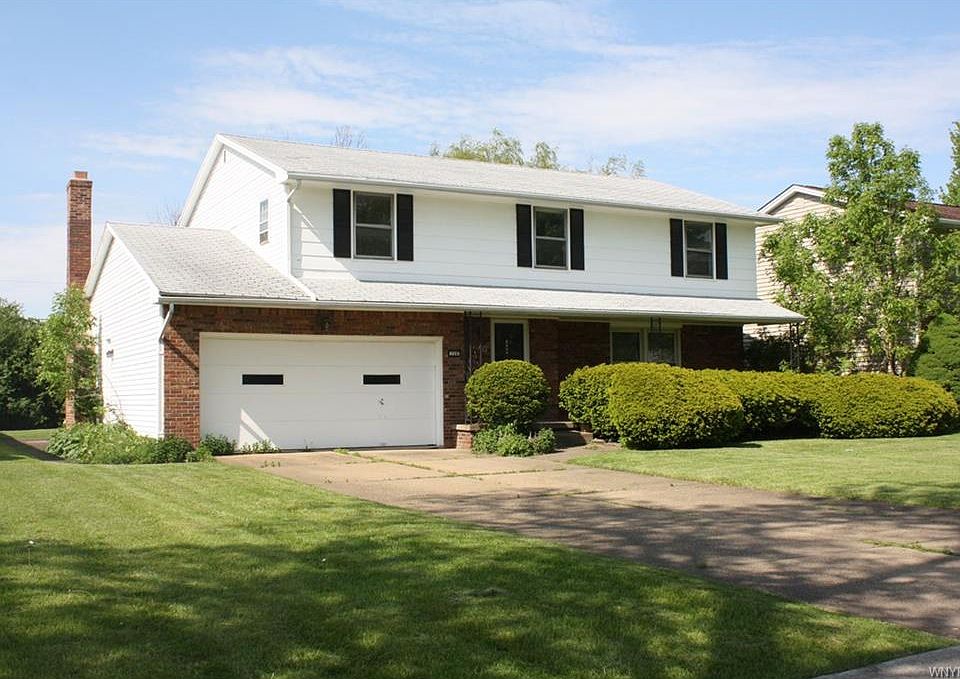1st image of 150 Brookdale Dr