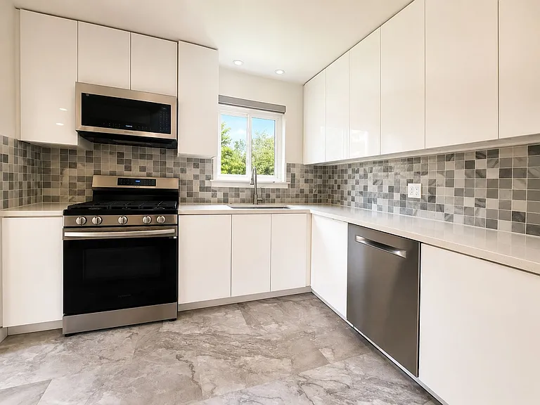 6 Rose Ct — Photo 7