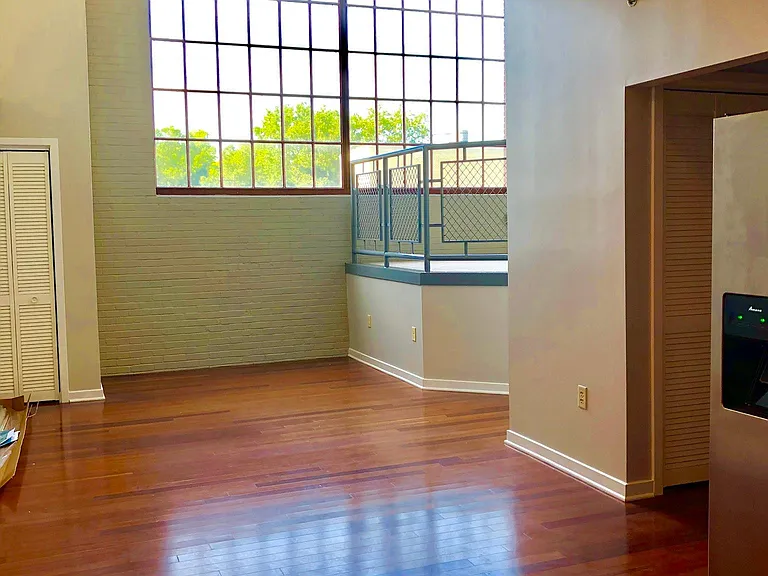 11 W 2nd St #115 — Photo 3