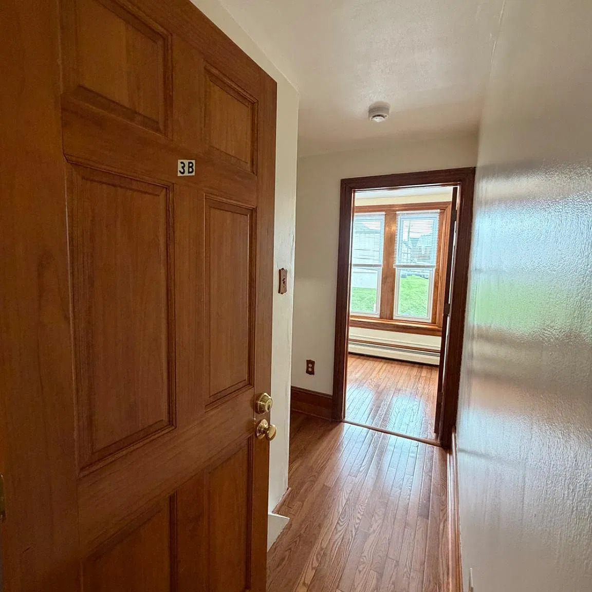 1 bed, 1.0 bath, 600 sqft, $1,595 — Photo 1