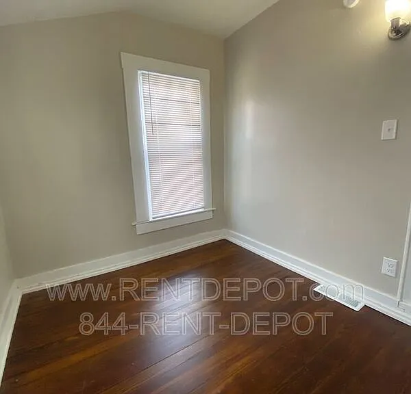 1231 Culver Dr #C — Photo 6