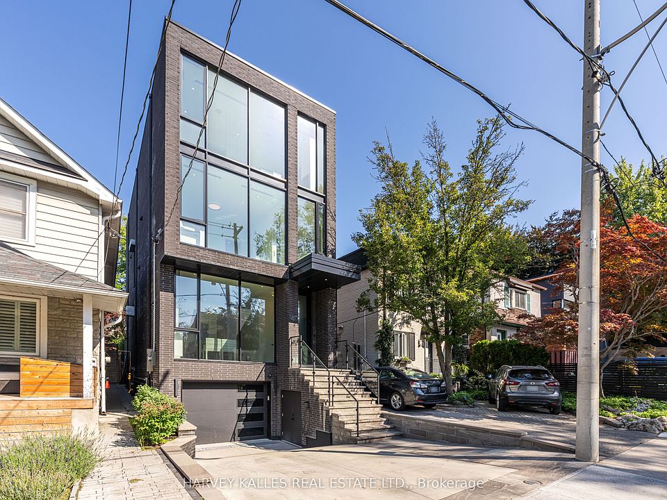 1st image of 40 Thelma Ave
