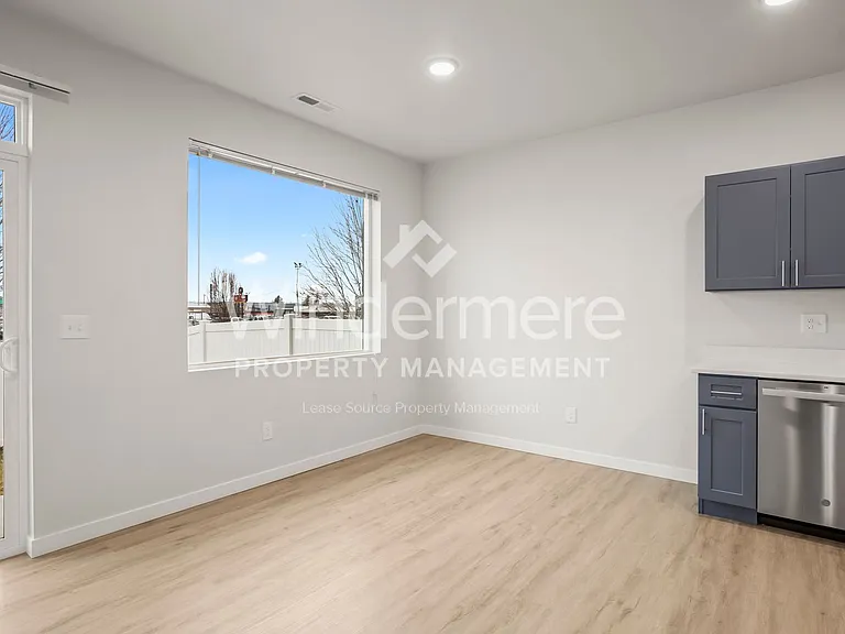 7117 E Pacific Way — Photo 13