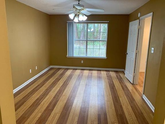 4th image of 1441 Tiger Lake Dr