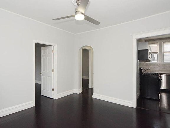 5th image of 2552 N Kildare Ave #2S